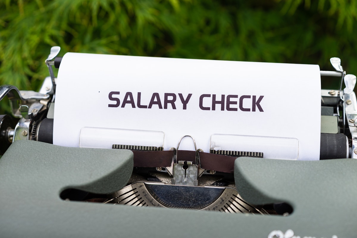 Équité Salariale au Québec : Conformité CNESST et Gestion des Écarts
